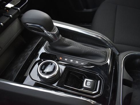 New 2026 GMC Canyon Elevation w/ Convenience Package image 31