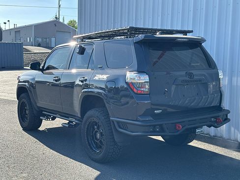 Certified 2024 Toyota 4Runner SR5 Premium w/ Moonroof Package AWD/4WD image 4