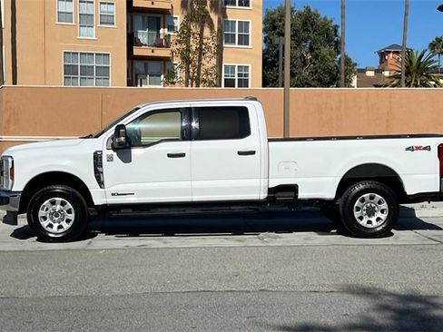 Used 2024 Ford F350 XLT image 7