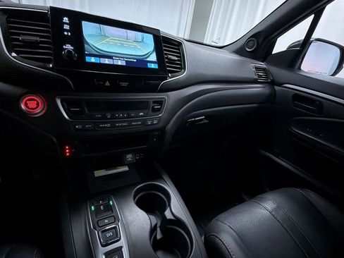 Used 2022 Honda Pilot TrailSport image 19