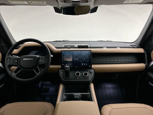 New 2026 Land Rover Defender 110 X-Dynamic SE image 8