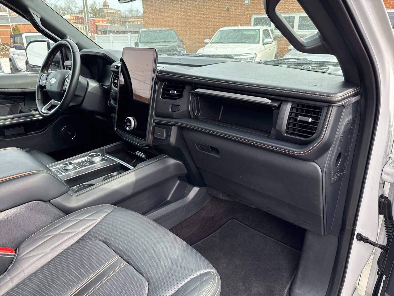 Used 2023 Ford Expedition Max Platinum AWD/4WD image 26