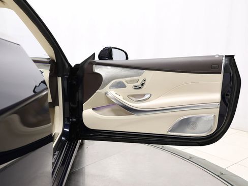 Used 2017 Mercedes-Benz S 550 Cabriolet image 64
