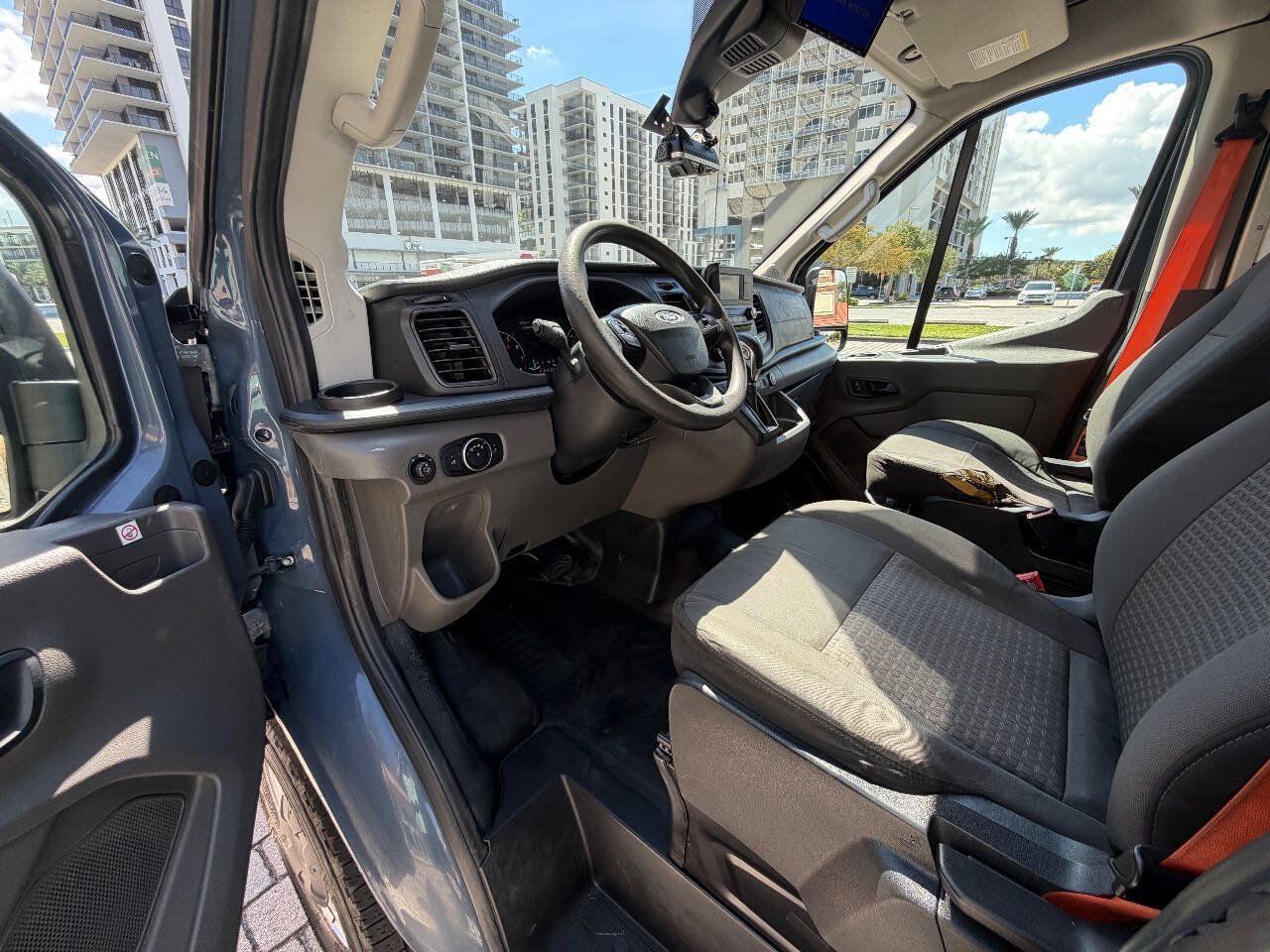 Used 2020 Ford Transit 250 148 High Roof Extended RWD image 38