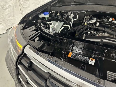 Used 2025 Ford Explorer Active image 63