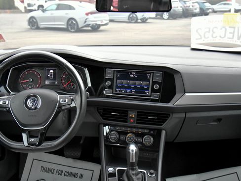 Used 2020 Volkswagen Jetta R-Line image 33