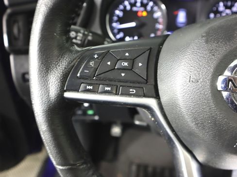 Certified 2018 Nissan Rogue SL w/ Premium Package image 14