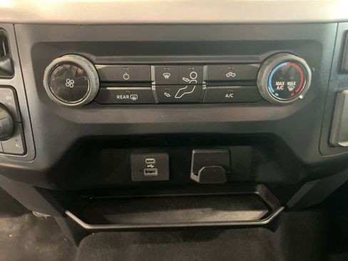 Used 2023 Ford F150 XLT w/ XTR Package AWD/4WD image 16