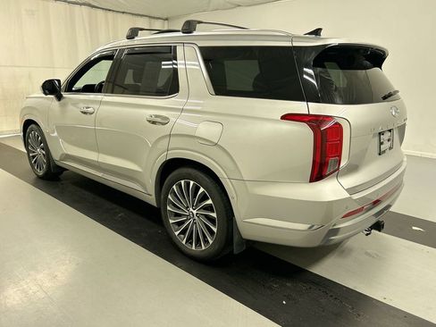 Used 2023 Hyundai Palisade Calligraphy AWD/4WD image 6