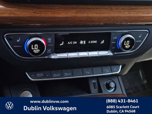 Used 2023 Audi Q5 2.0T Premium w/ Convenience Package AWD/4WD image 18