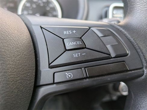 Used 2024 Nissan Kicks S image 15