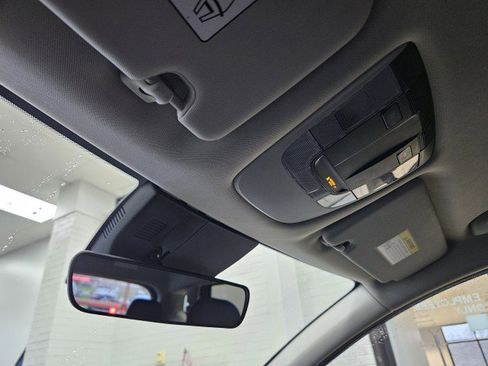 Used 2023 Kia Sportage LX image 23