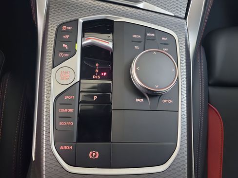 Used 2025 BMW 230i Coupe w/ M Sport Package image 16