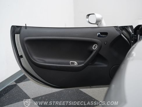 Used 2007 Pontiac Solstice GXP w/ Premium Package RWD image 36