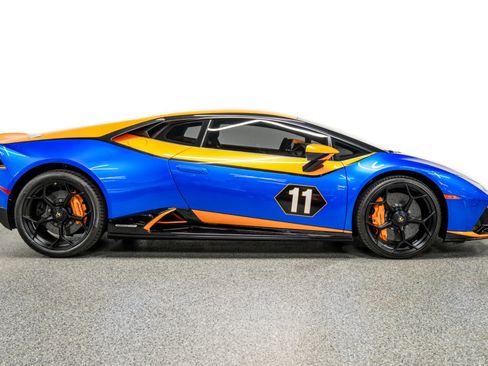 Used 2020 Lamborghini Huracan EVO image 37
