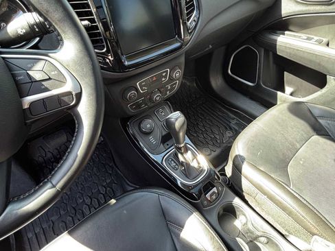 Used 2018 Jeep Compass Limited image 23
