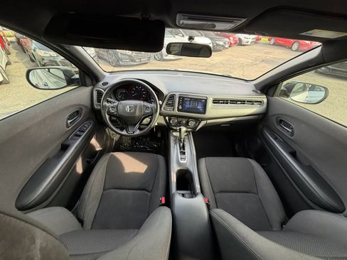 Used 2019 Honda HR-V Sport image 35