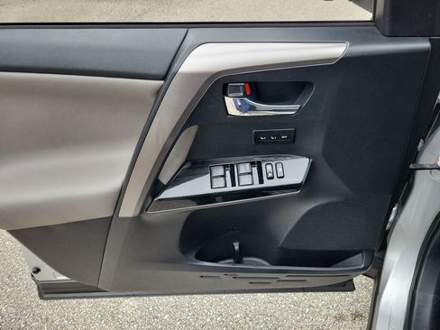 Used 2016 Toyota RAV4 Limited w/ Advanced Technology Package image 14