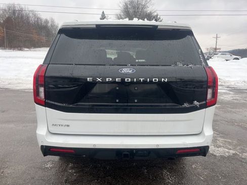 Used 2025 Ford Expedition Active image 7