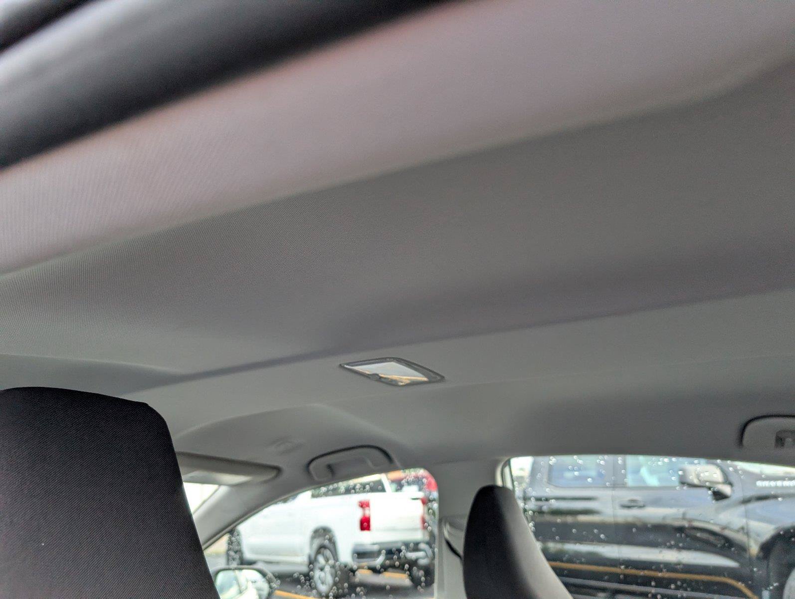 Used 2025 Toyota Camry LE FWD image 31