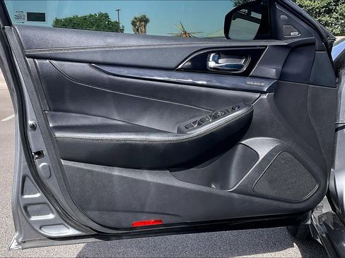 Used 2023 Nissan Maxima Platinum w/ Sport Mat Group FWD image 21