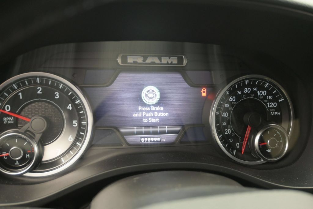 Used 2022 RAM 1500 Laramie RWD image 11