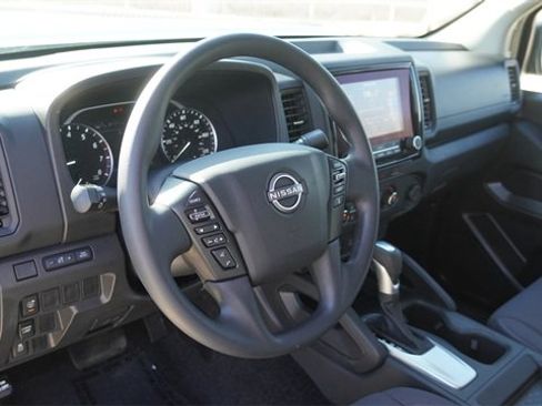 Used 2024 Nissan Frontier S w/ Technology Package image 17