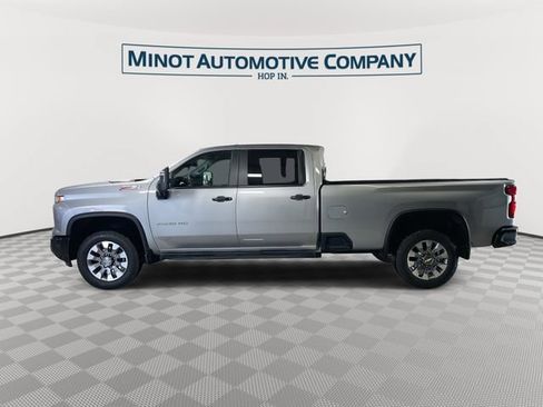 Used 2025 Chevrolet Silverado 2500 Custom w/ Custom Value Package AWD/4WD image 6
