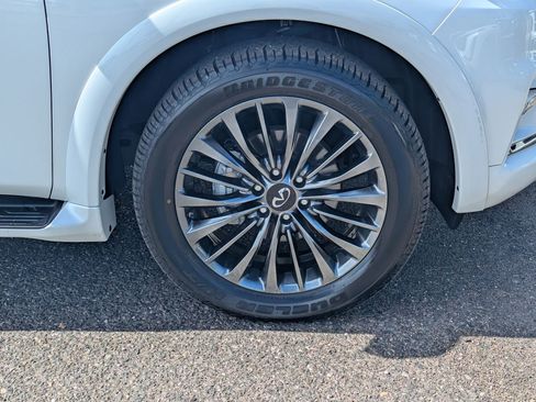 Certified 2024 INFINITI QX80 Sensory AWD/4WD image 10
