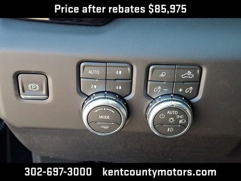New 2026 GMC Sierra 3500 Denali w/ Denali Reserve Package AWD/4WD image 21