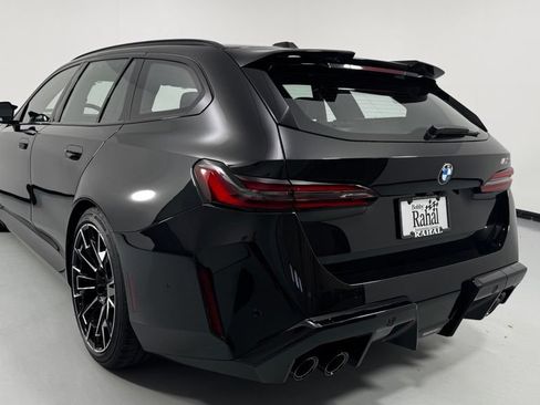 New 2027 BMW M5 Touring AWD/4WD image 5