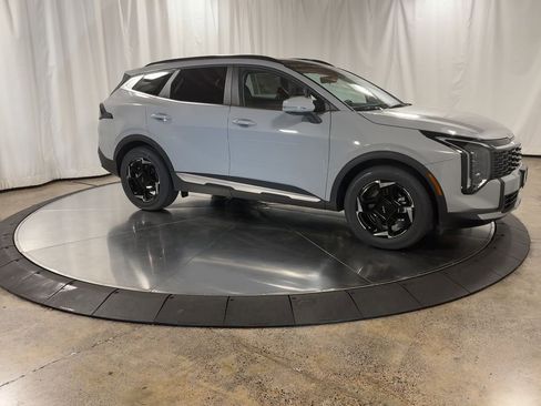 New 2026 Kia Sportage EX w/ EX Panorama Roof Package image 3