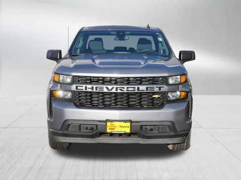 Used 2022 Chevrolet Silverado 1500 Custom w/ Safety Confidence Package image 2