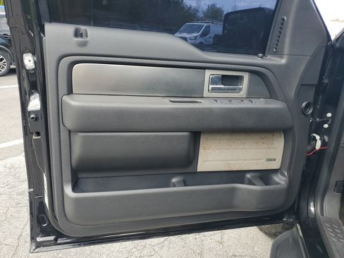 Used 2014 Ford F150 Raptor w/ Equipment Group 801A Luxury image 17