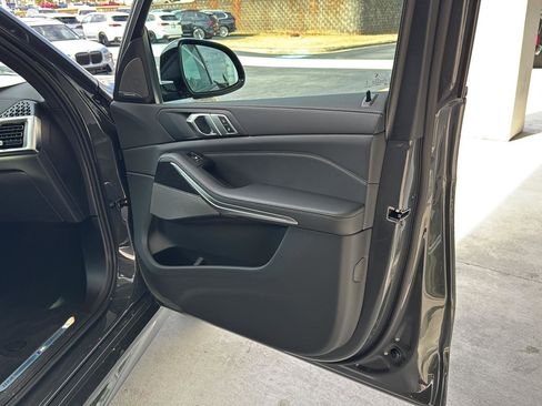 New 2026 BMW X5 sDrive40i w/ Executive Package RWD image 12