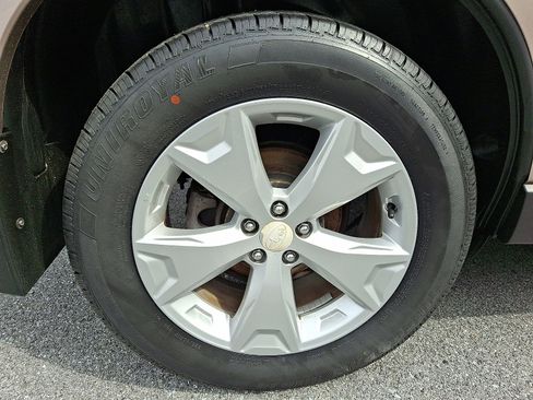 Used 2016 Subaru Forester 2.5i Limited w/ Protection Package #2 image 7