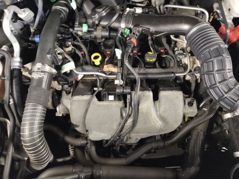 Used 2016 Ford Explorer XLT image 30