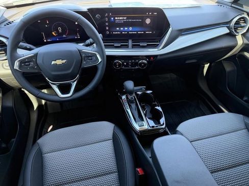 New 2026 Chevrolet Trax LT w/ LT Convenience Package image 48