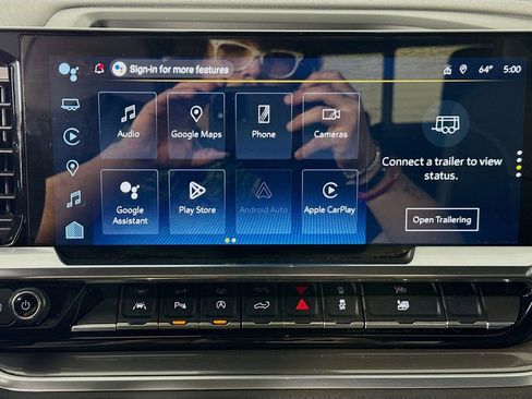 Used 2023 Chevrolet Silverado 1500 High Country w/ Technology Package image 14