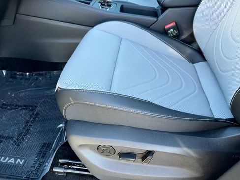 New 2026 Volkswagen Tiguan SE R-Line image 14