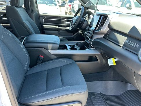 Used 2025 RAM 1500 Big Horn RWD image 15
