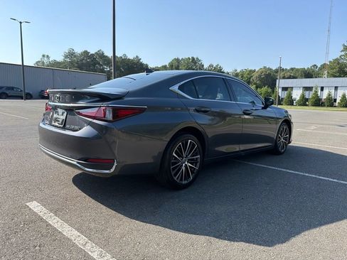 Used 2023 Lexus ES 250 w/ Premium Package AWD/4WD image 5