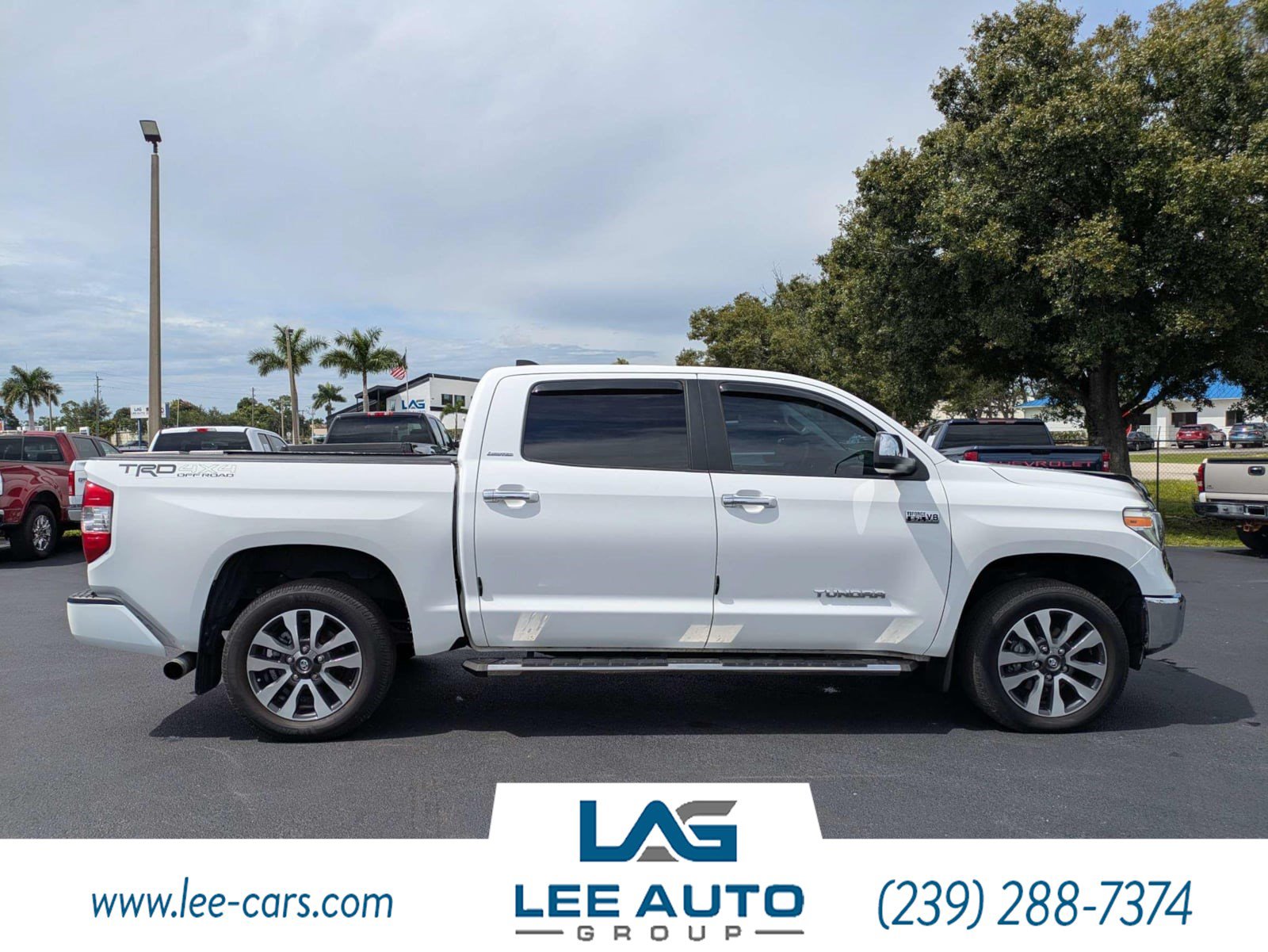 Used 2020 Toyota Tundra Limited w/ Limited Premium Package AWD/4WD image 2