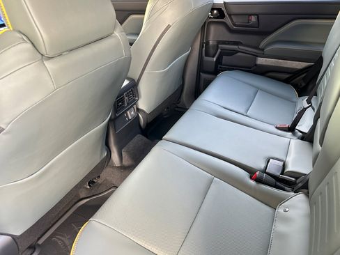 Certified 2025 Toyota 4Runner Trailhunter image 16