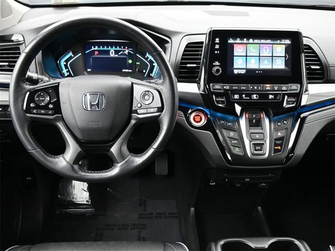 Used 2023 Honda Odyssey Elite image 7