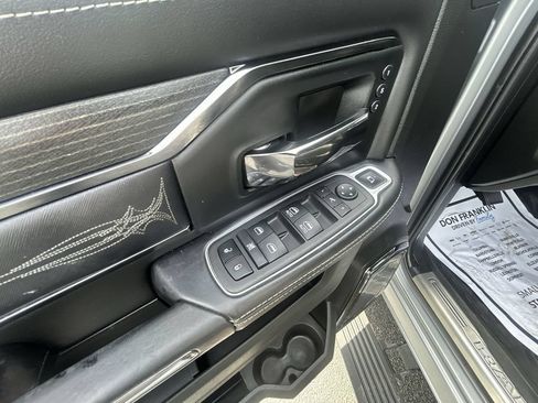 Used 2022 RAM 2500 Limited AWD/4WD image 19