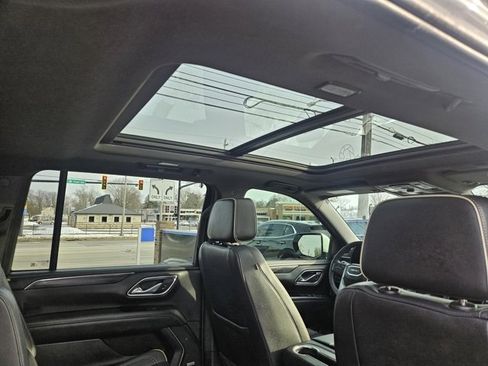 Certified 2023 GMC Yukon XL SLT image 13