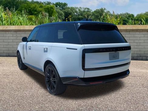 New 2026 Land Rover Range Rover Long Wheelbase SE AWD/4WD image 6