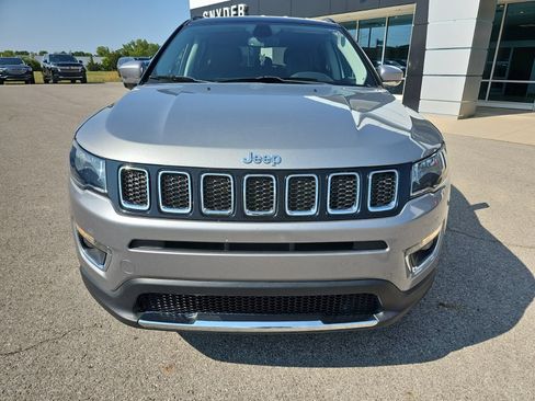 Used 2020 Jeep Compass Limited AWD/4WD image 2