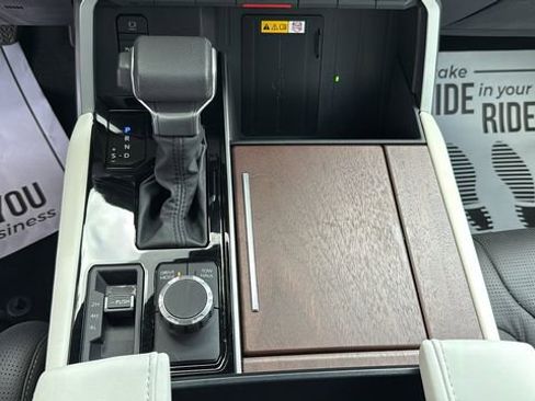 Used 2024 Toyota Tundra Capstone image 26
